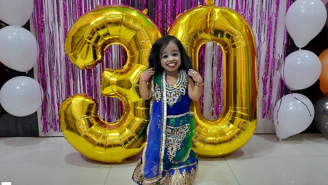 See world’s shortest woman, Jyoti, through the years!