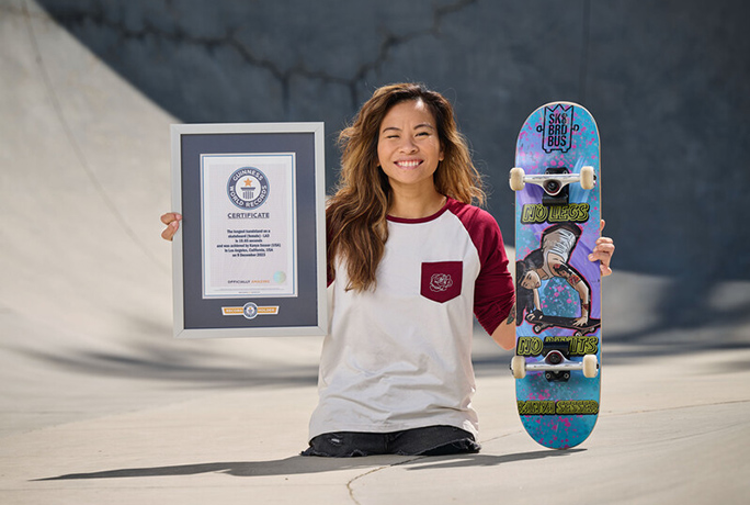 “No legs, no limits”: see Kanya's EPIC skateboarding record! | Guinness ...