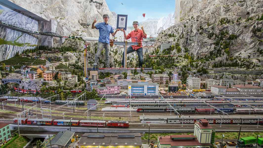Largest ever model train set 