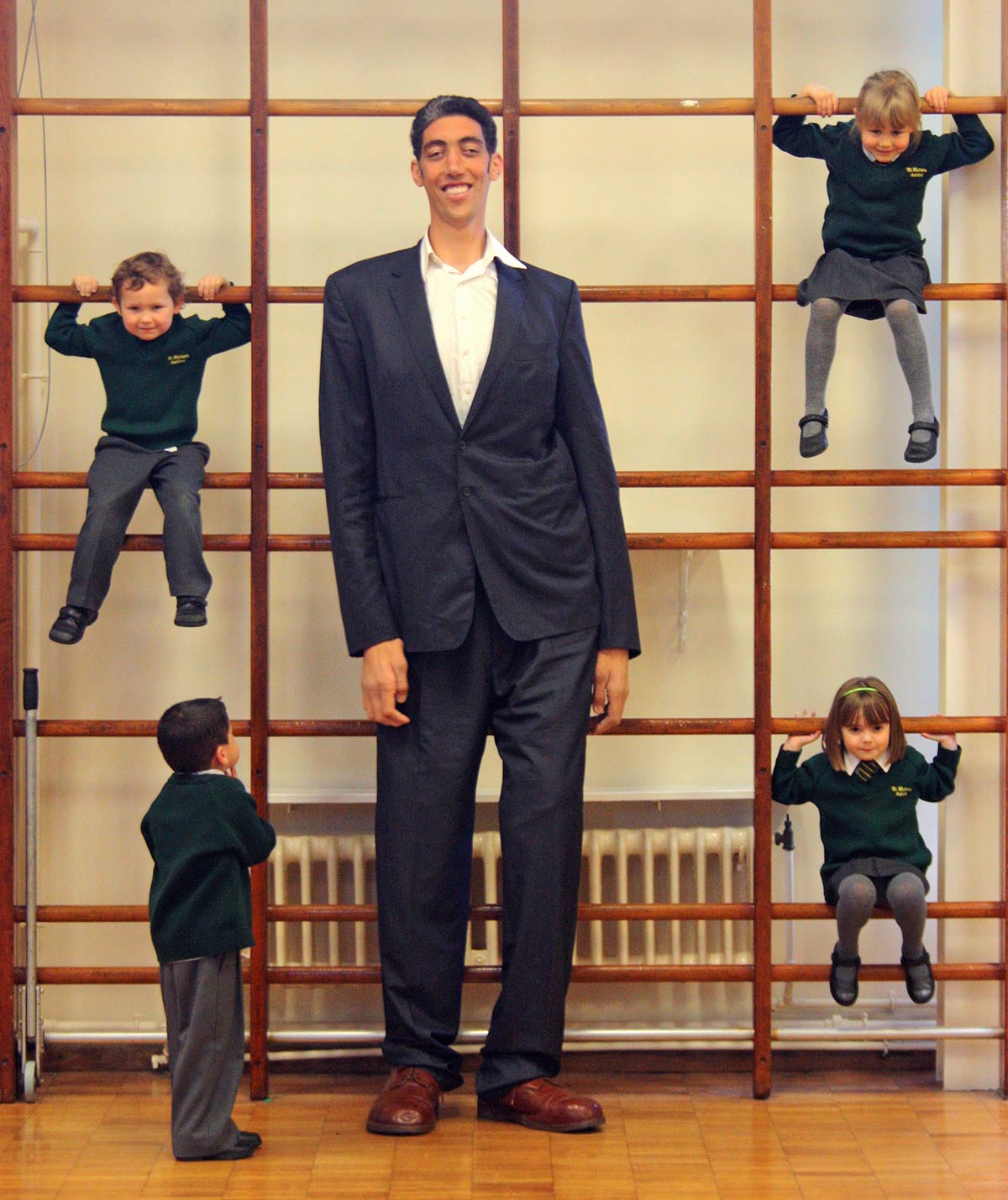 Sultan Kösen Tallest living man Guinness World Records