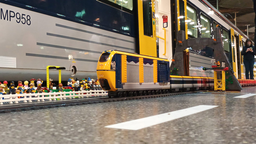14-year-old builds the world's longest LEGO® train