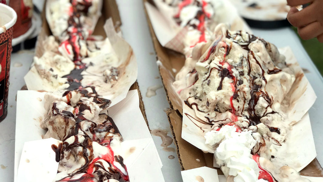 Longest ice cream dessert 4