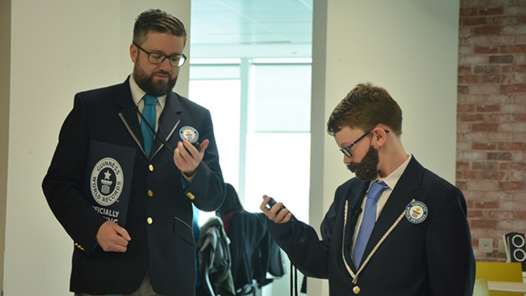 adjudicator-mark-stopwatch