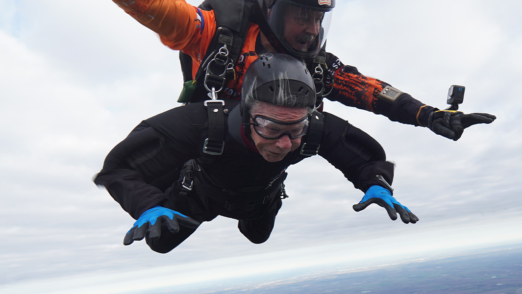Al Blaschke skydiving