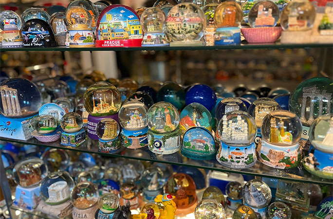 all snowglobes