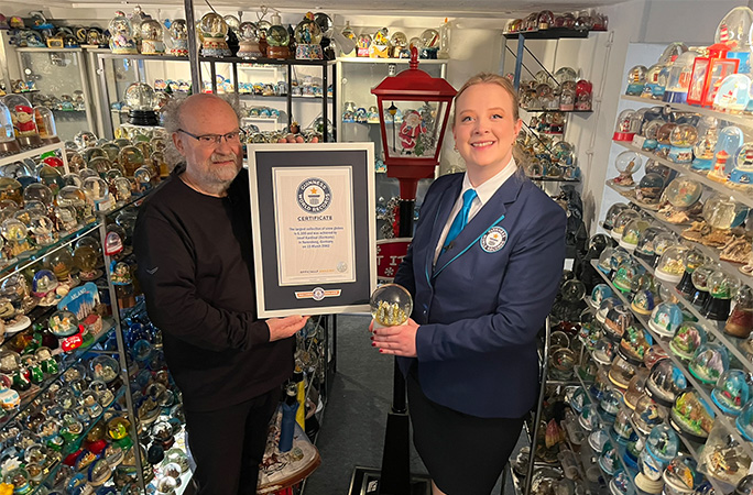 emma and josef with certificate