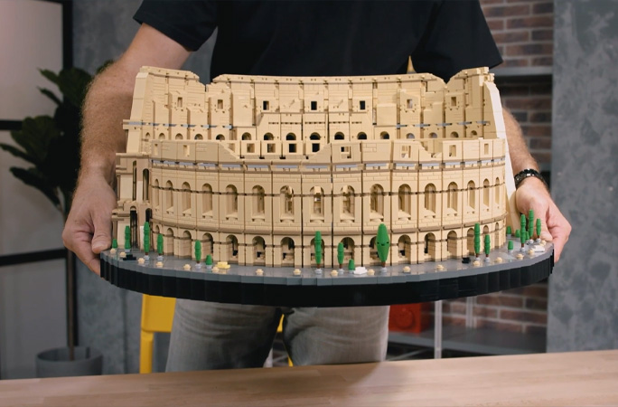 lego colosseum