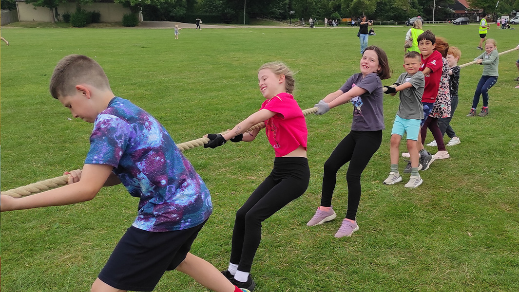 split image longest tug of war fastest egg and spoon race
