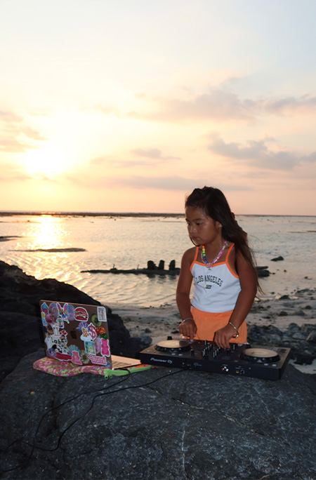 Illumi performing at sunset