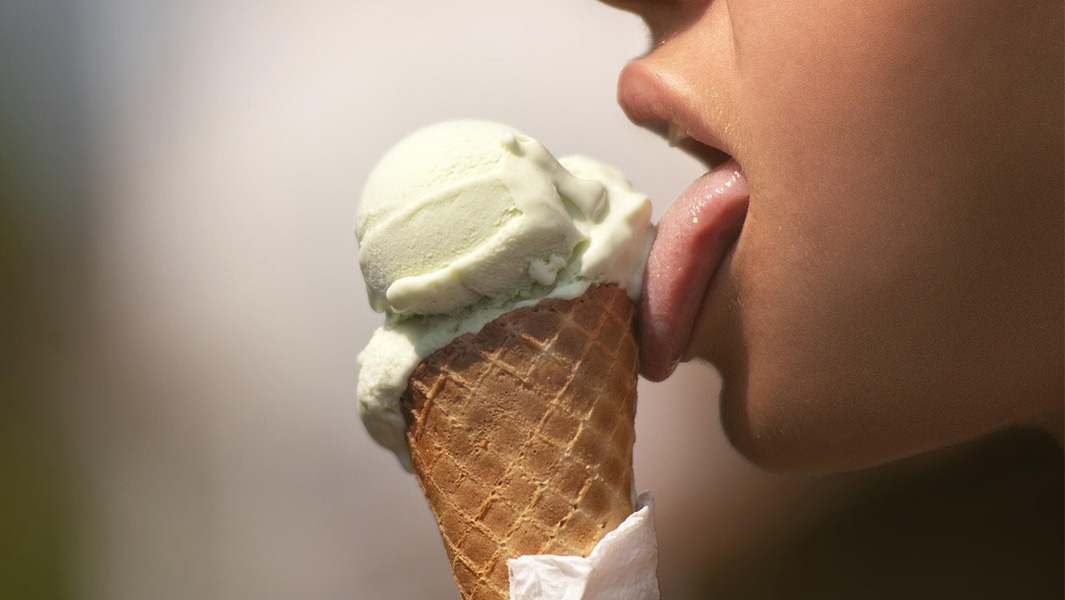 split image kid scanning qr code kids eating ice cream