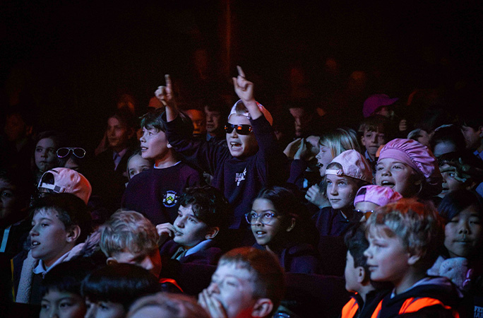 kids in audience rapping