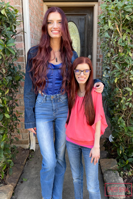 sienna and sierra hugging