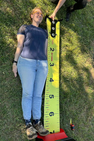 tape measure measuring Ali