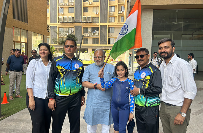 Takshvi holding flag group picture