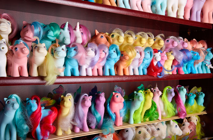 close up to ponies