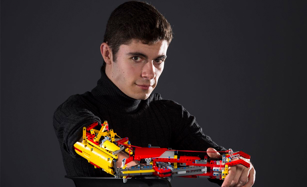 david aguilar wearing LEGO arm