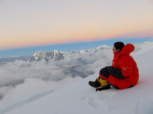 viridiana on mountain looking at the sky