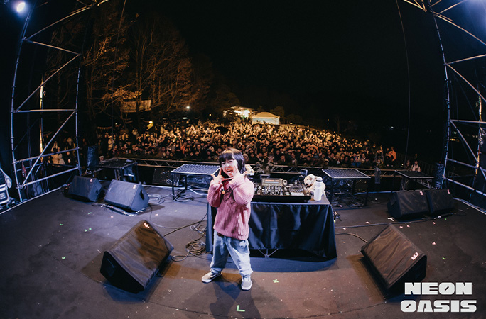 DJ RINOKA on stage