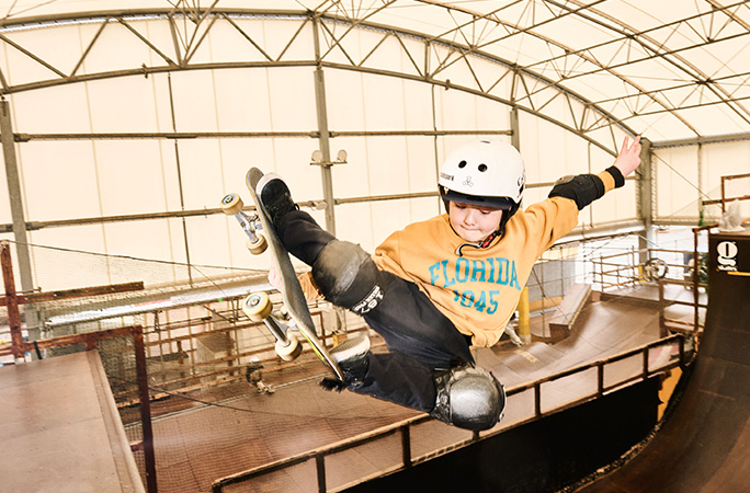 Ema mid air jump