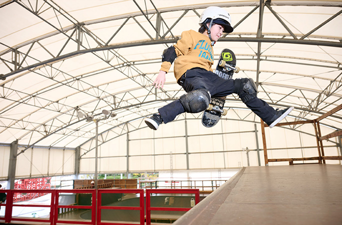 Ema mid air jump