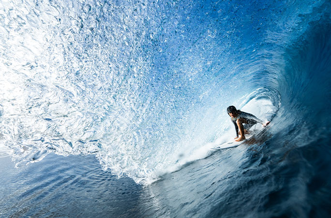 Kelia surfing