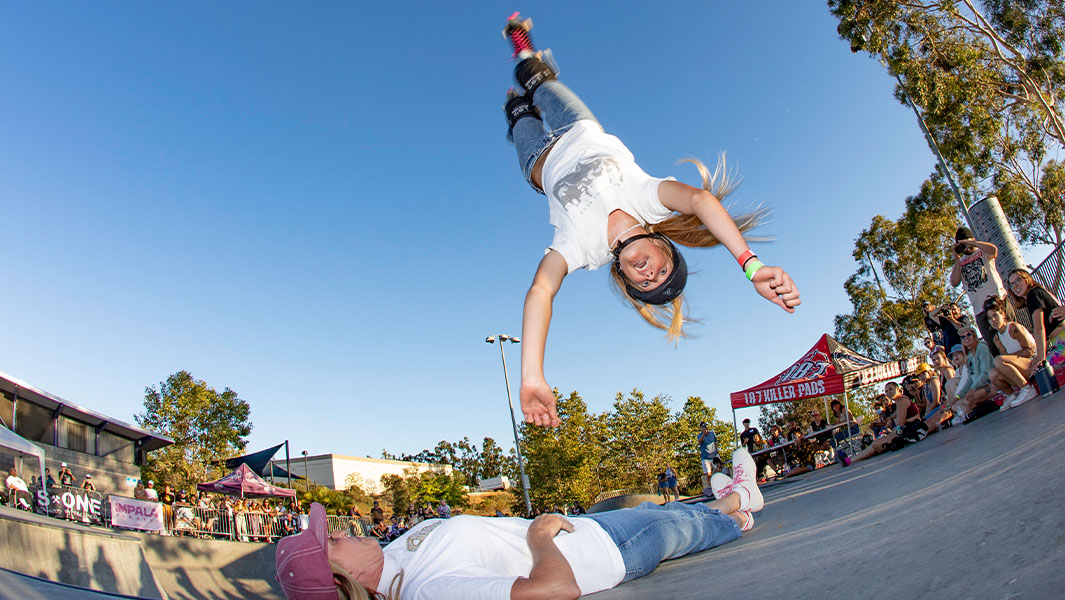 Mia doing barani flip