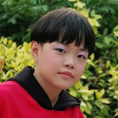 Wang posing