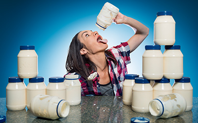 michelle lesco eating jars of mayonnaise