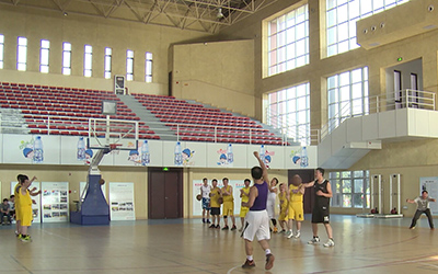most consecutive basketball half court shorts